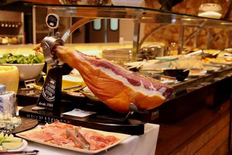 Imagens: D’Brescia Churrascaria
