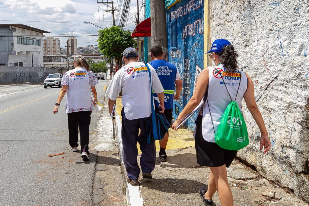 mutirão dengue em Diadema - fotos: Adriana Horvath
