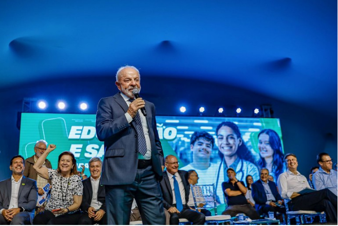 Evento, no Paço Municipal de Mauá, marcou a aquisição e reforma do prédio do Campus Mauá do IFSP, com investimento estimado de R$ 44,8 milhões. Também foram anunciados R$ 37,4 milhões para o SUS no município. Foto: Ricardo Stuckert/Secom-PR