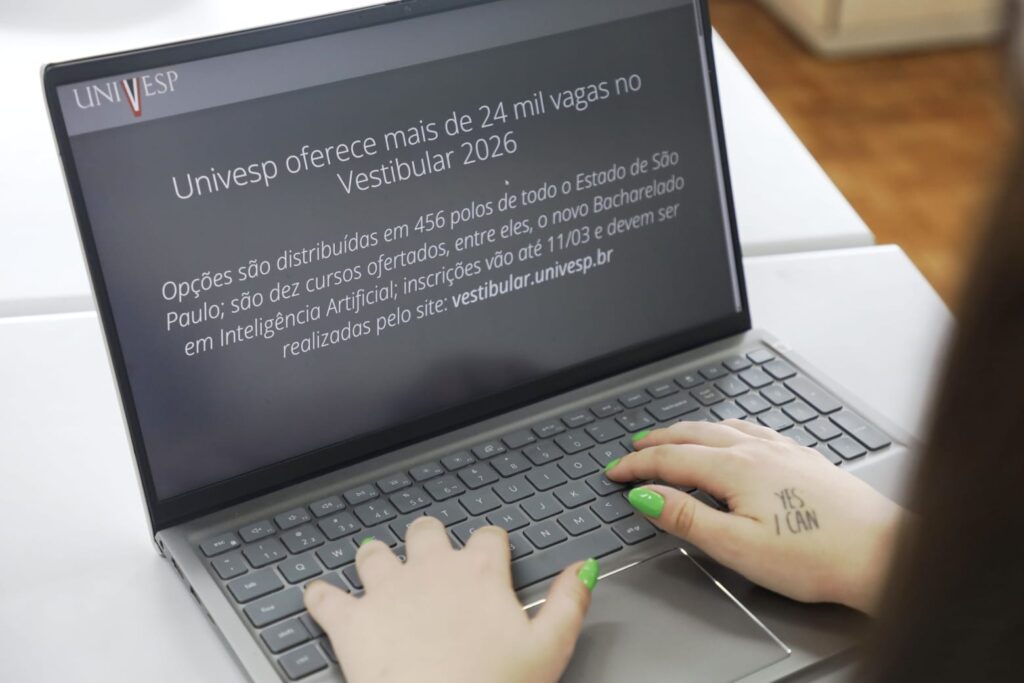 Inscrição Univesp - Foto - Alex Cavanha_PSA (1)