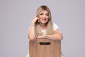 Hérika Skaff: o rigor Michelin na gestão que blinda o lucro real A especialista premium que traz o “Fábrica de Chefs” para São Paulo com foco no CMV macro